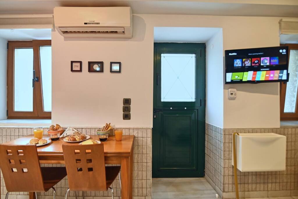 #Tyrtaiou Modern Design Studio Mytilene Exterior photo